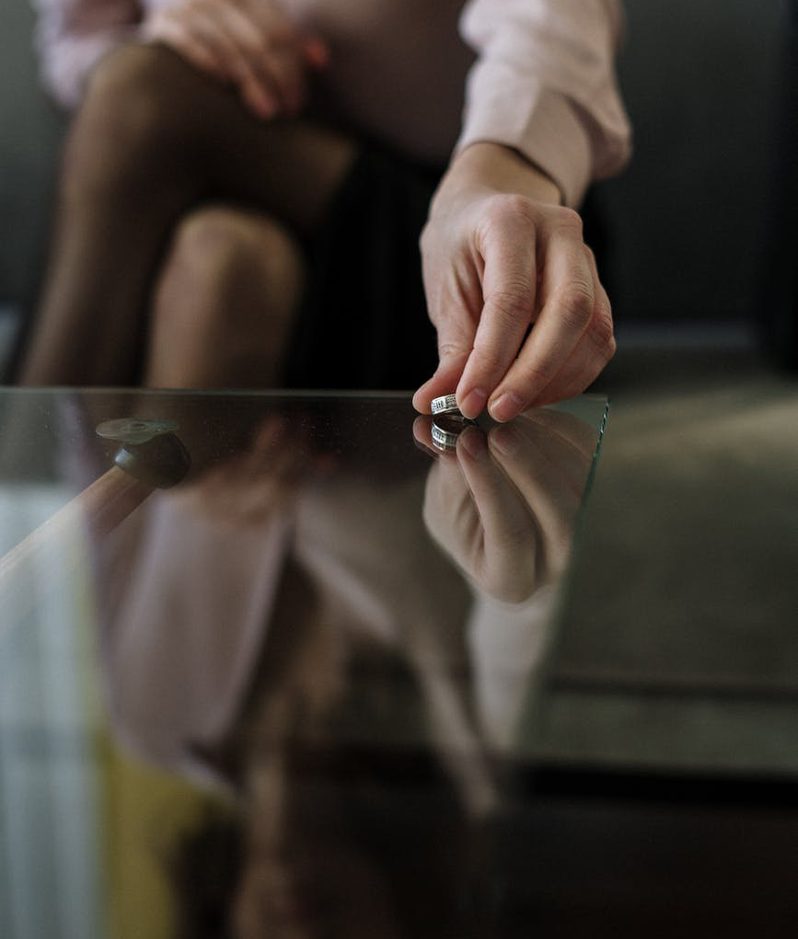 Does divorce automatically sever financial ties between spouses