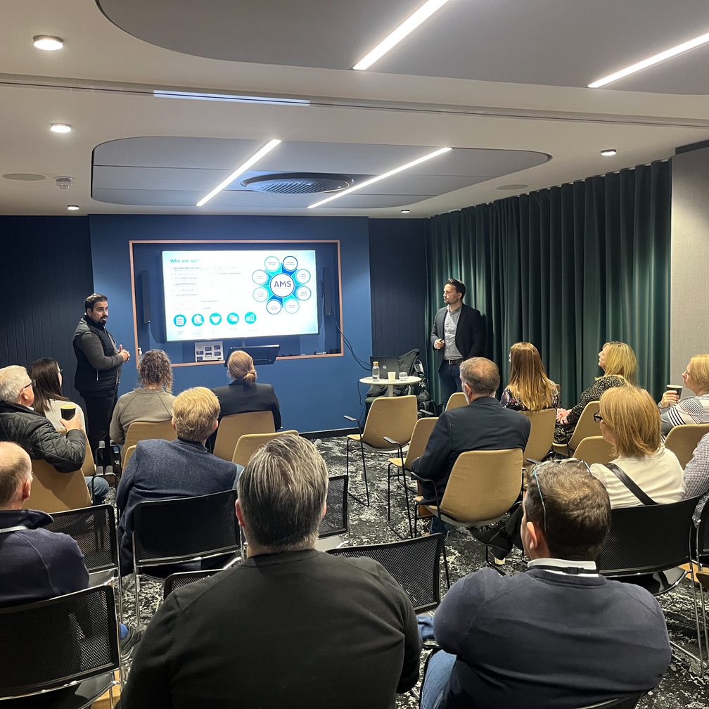 Business circle meeting 1