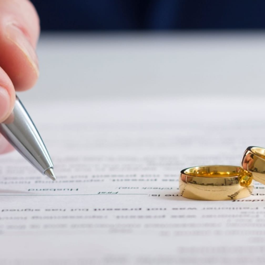 Divorcing a narcissist eight practical tips from family lawyers