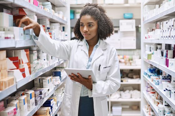 Supervising the evolution of pharmacy